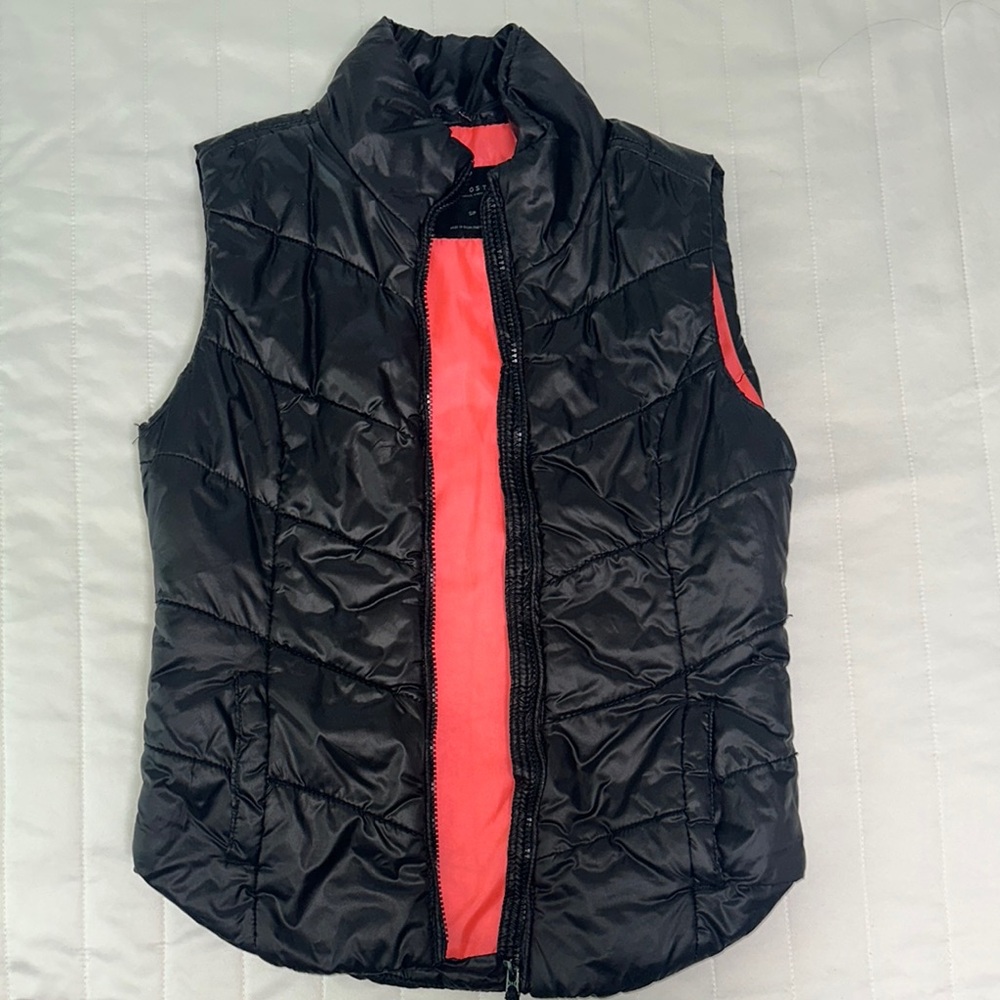 Aeropostale Black and Bright Pink Women's Quilted Vest